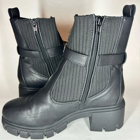 Black faux leather side knit zip up boots - Picture 3 of 8